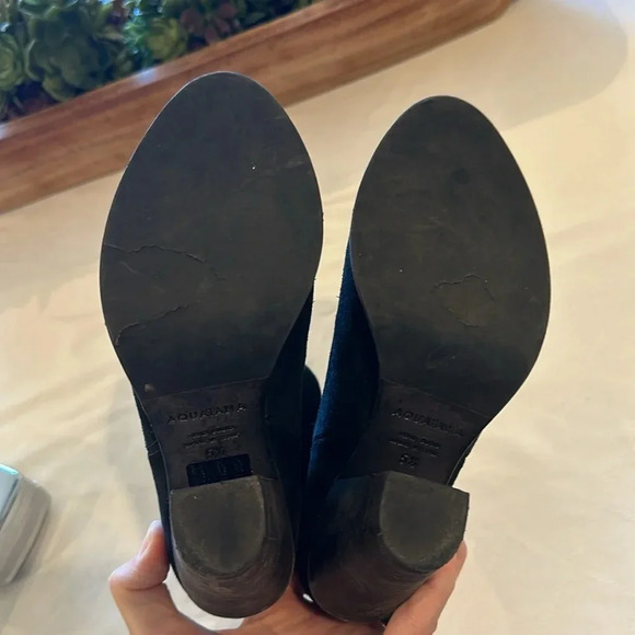 Aquatilla Flo Black Suede Weatherproof Ankle Boots heeled Booties heels sz 5.5 - Picture 6 of 8